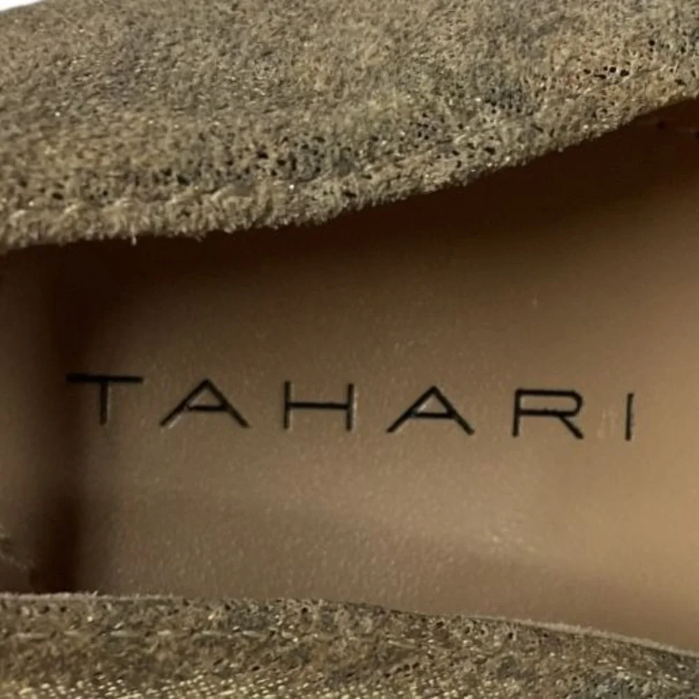 Tahari Women's Laura Gold Cap Toe Leather‎ Platform Pumps Heel Size 8.5M Party